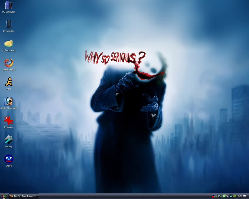 Illustration for article titled Amazingly cringe old wallpapers
